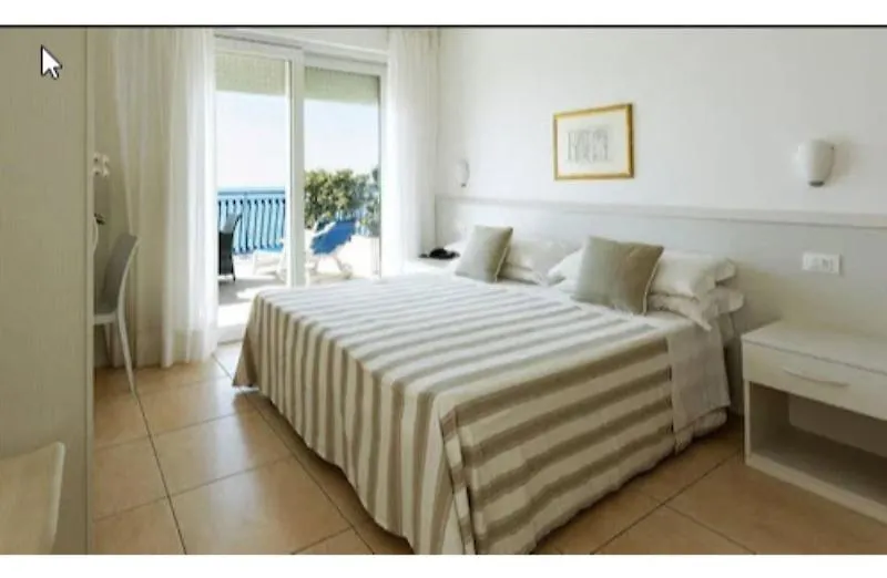 Hotel Plaza Esplanade Lido di Jesolo 3*,  Italy